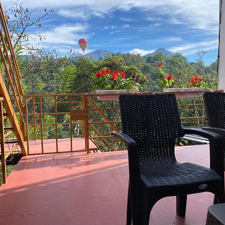 Bed and Breakfast Munnar Bnb Екстер'єр фото