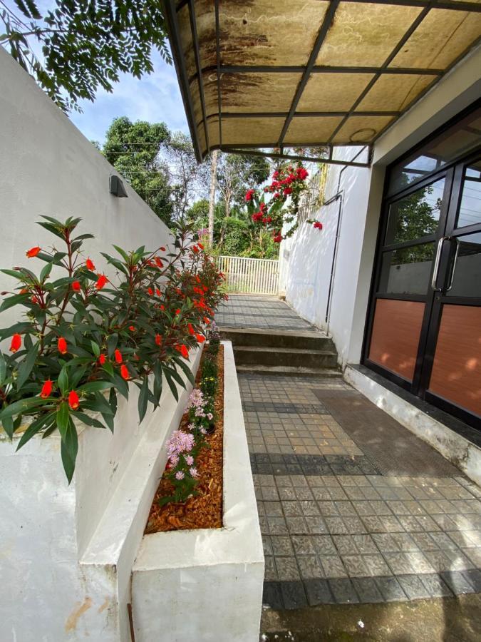 Bed and Breakfast Munnar Bnb Екстер'єр фото
